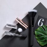 Balsamo per labbra con protezione